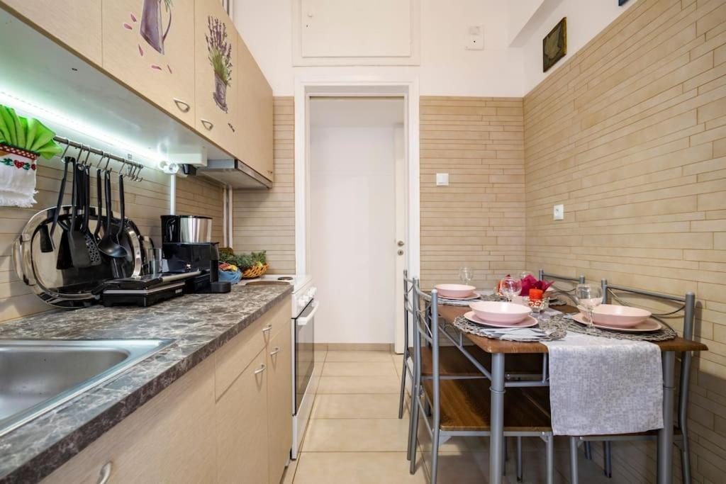 Athens Paradise Cozy 53 Sqm Apartament Near To Metro Экстерьер фото